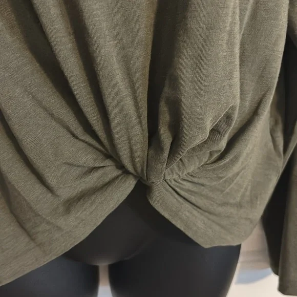 Banana Republic Sabel Wool-Blend Twisted Top Size Small - Picture 4 of 7